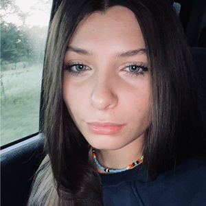 Meet your Posher, Shelby